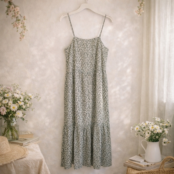 OAK + FORT Dresses & Skirts - Oak + Fort Floral Midi Dress Cottagecore Prairie Spaghetti Strap S